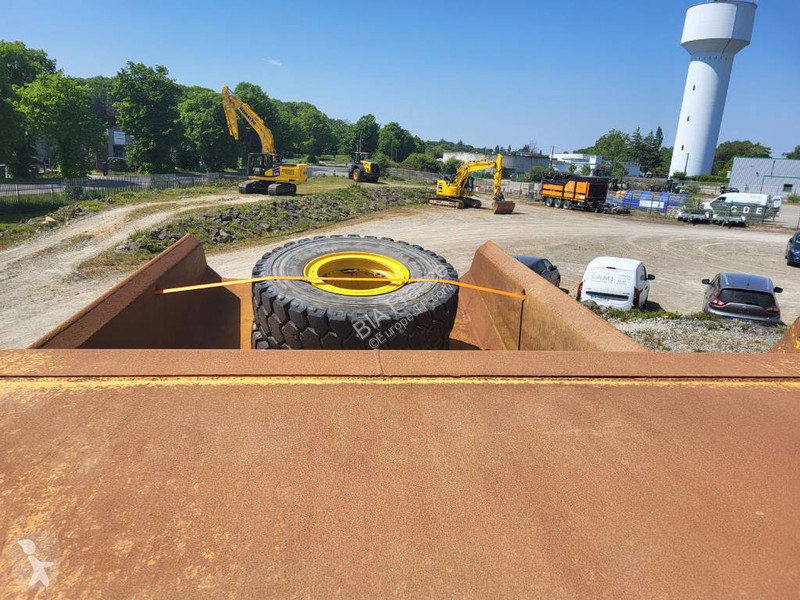 عربة قلابة Komatsu HD405-8