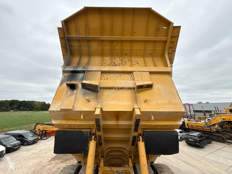 عربة قلابة Caterpillar 777G - German Machine /...