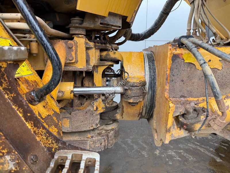 عربة قلابة Caterpillar - Body Heating / Backup...