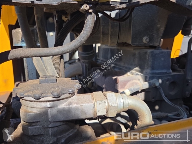عربة قلابة Thwaites MACH474