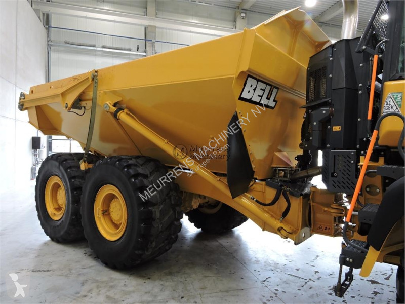 عربة قلابة Bell B30E