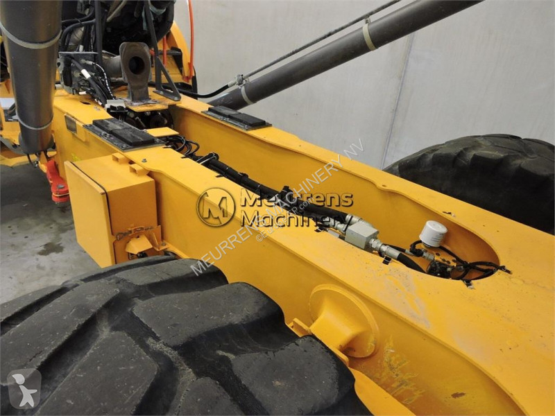 عربة قلابة Volvo G