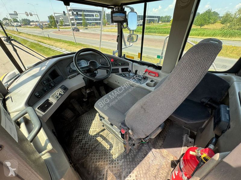 Basculantă Volvo