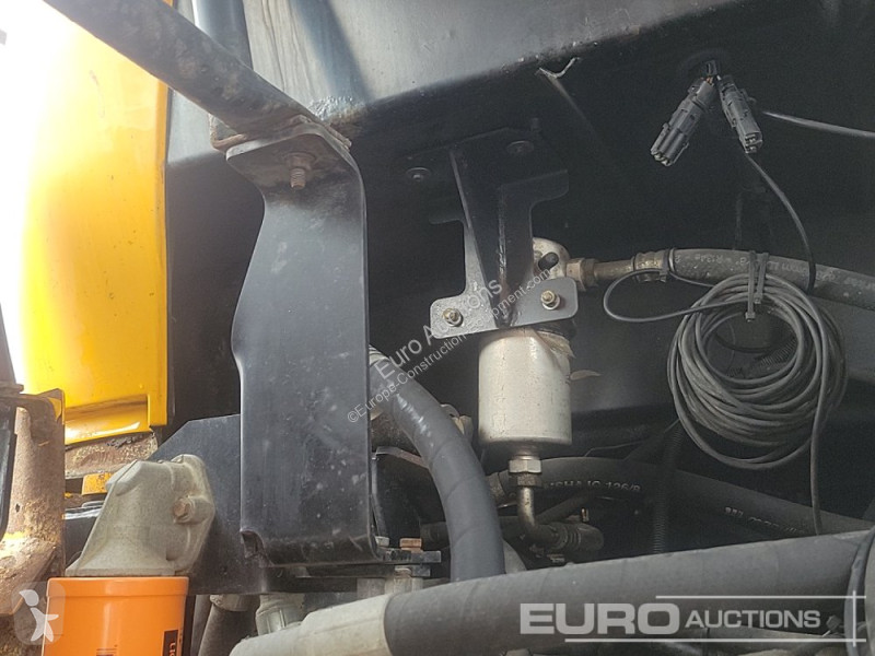 Dumper JCB 718