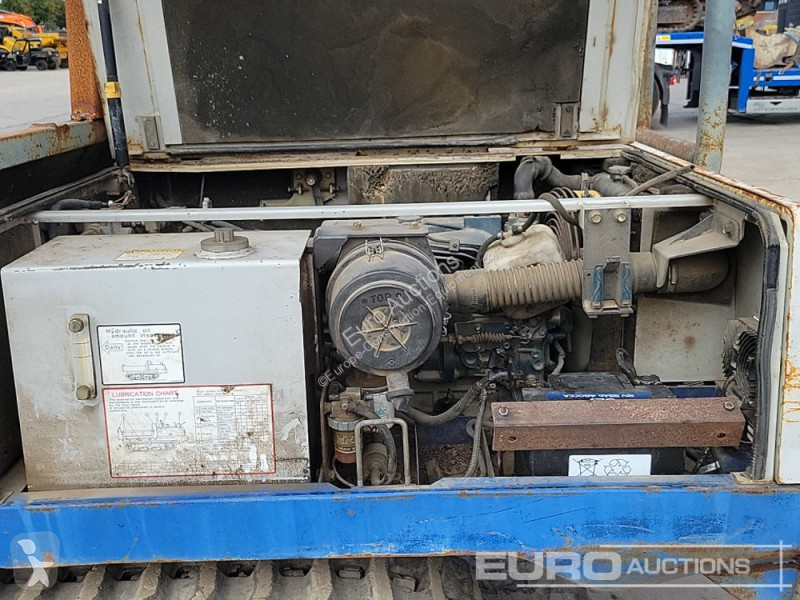 Basculantă IHI IC30