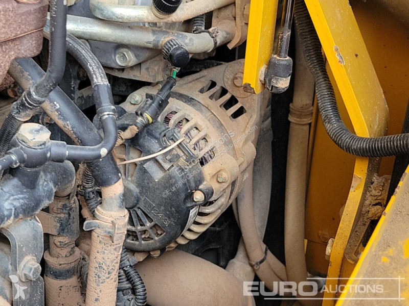 Basculantă Hydrema 912F