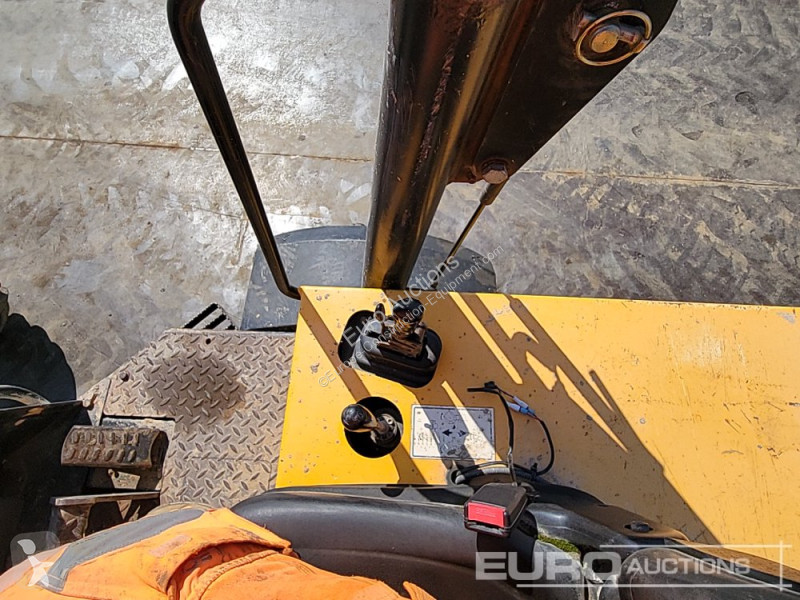 عربة قلابة JCB 3TSTM