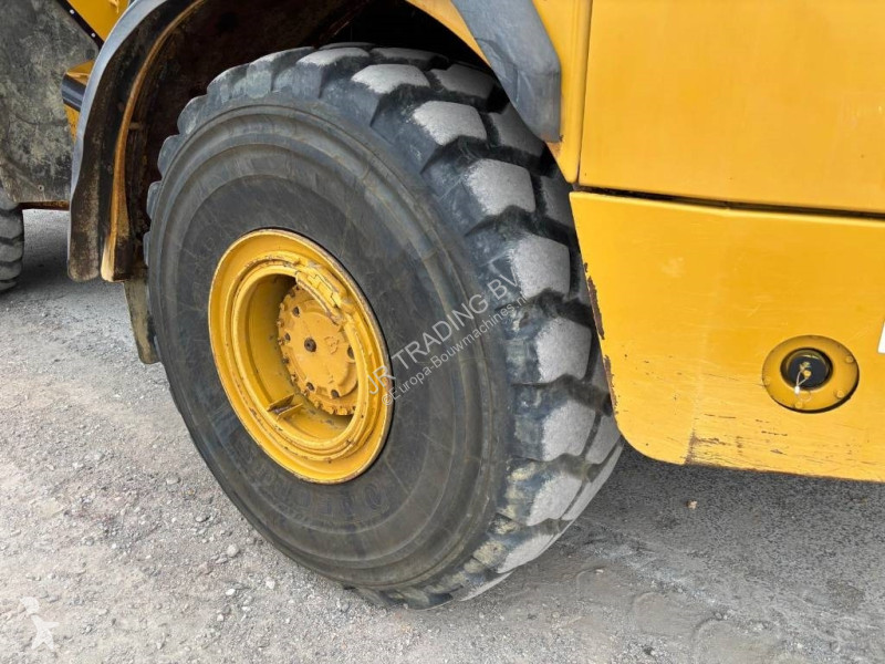 Dumper Caterpillar