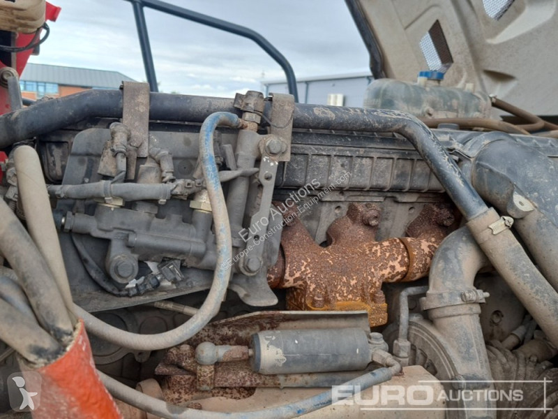 عربة قلابة Bell B30E