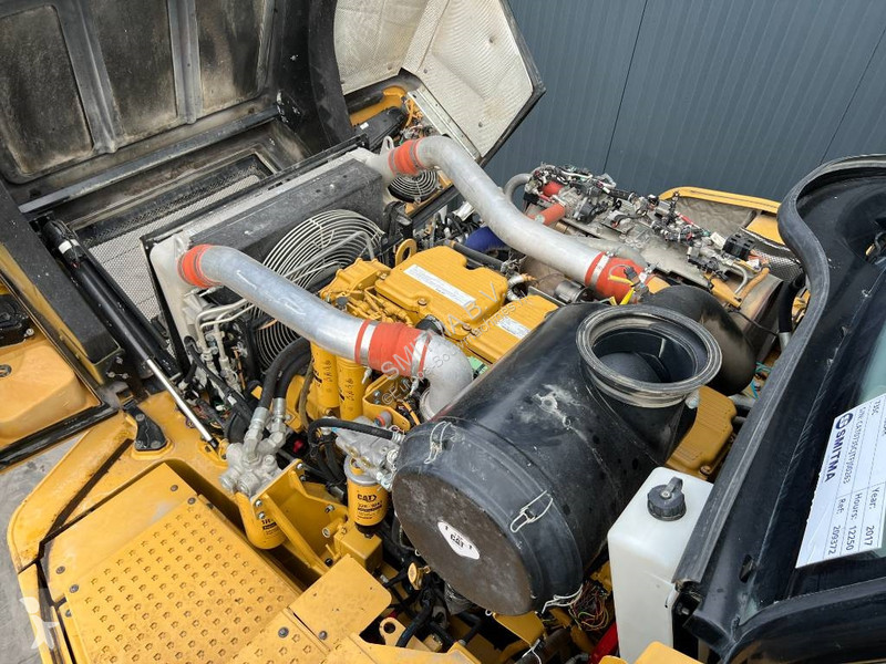 عربة قلابة Caterpillar C