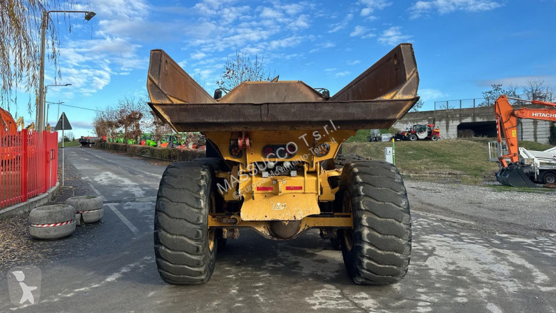 عربة قلابة Bell B25E 6x6