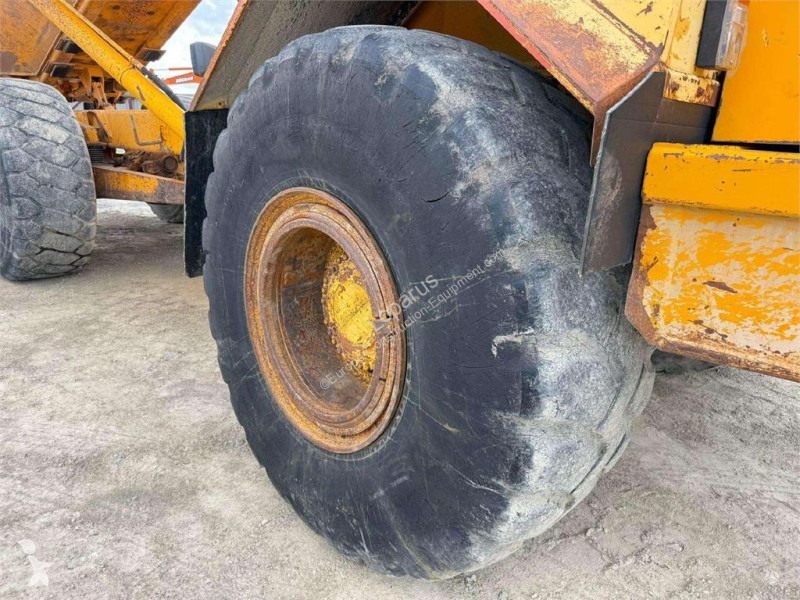 Карьерный самосвал Volvo