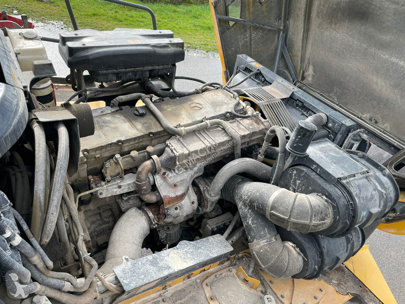 Sklápač Bell B45E