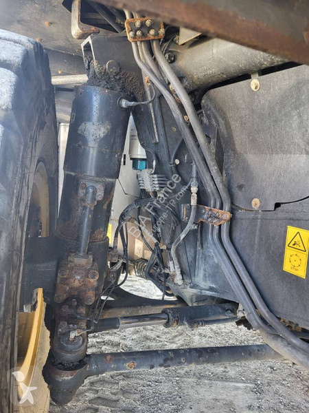 عربة قلابة Komatsu HD405-8