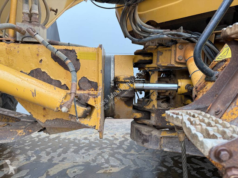 عربة قلابة Caterpillar - Body Heating / Backup...