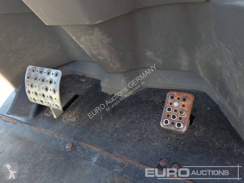 عربة قلابة Wacker Neuson DW30
