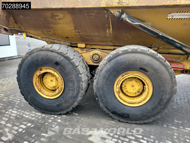 Dumper Caterpillar