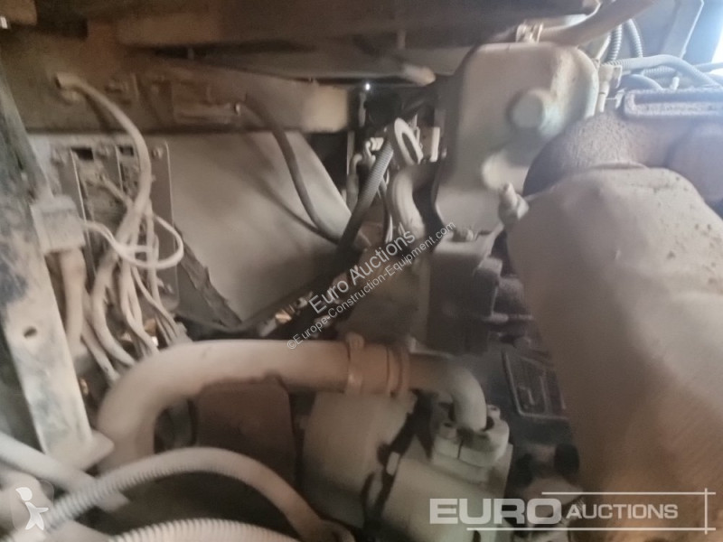 عربة قلابة JCB 6TFT