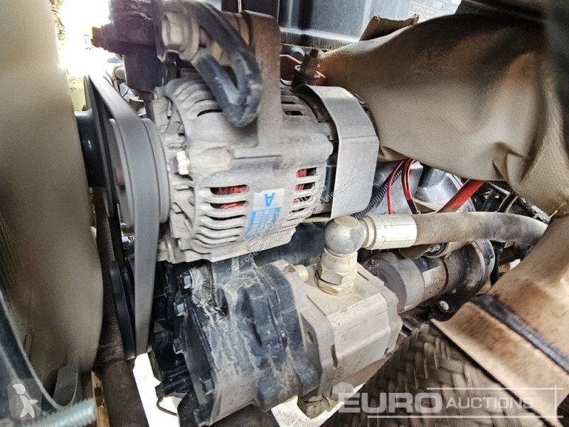 Basculantă Thwaites 3 Ton Swivel Skip