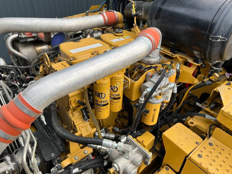 عربة قلابة Caterpillar C