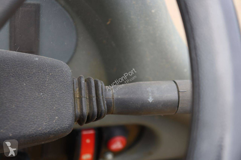 Sklápač Neuson 1001