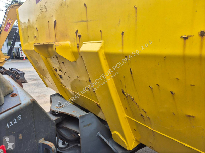 عربة قلابة Wacker Neuson