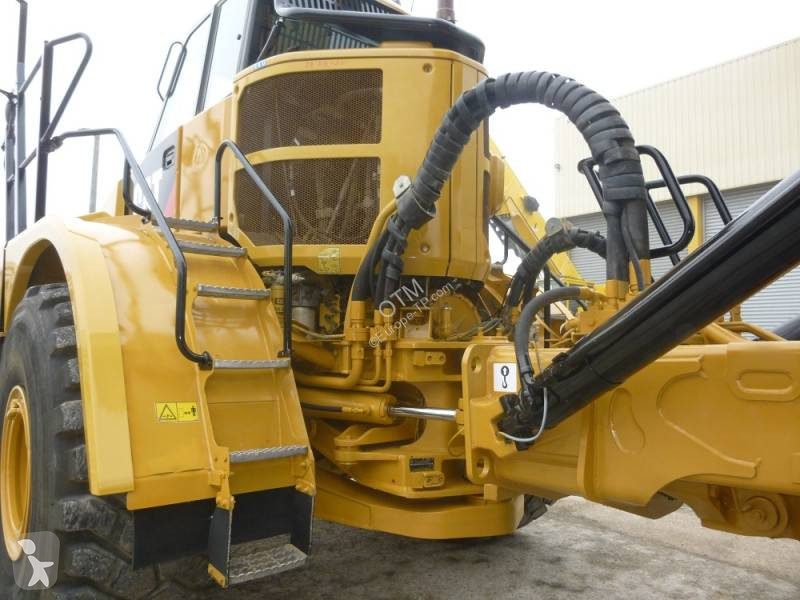 Tombereau Caterpillar 740B