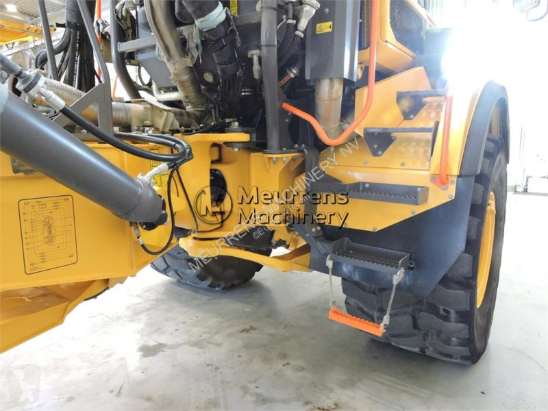 عربة قلابة Volvo G