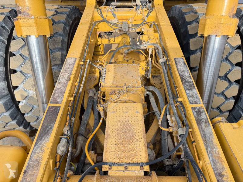 عربة قلابة Caterpillar - German Machine / Auto...