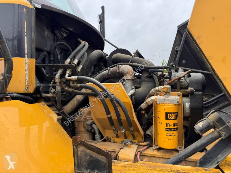 Dumper Caterpillar