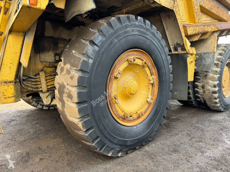 Sklápač Komatsu 3 - Backup Camera / Airco