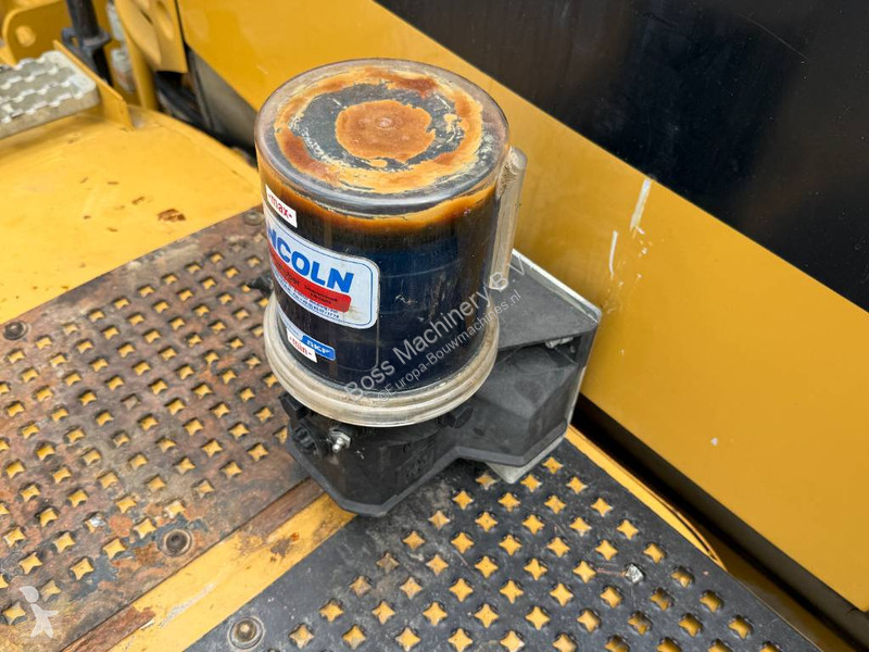 Sklápač Caterpillar - Automatic Greasing / Camera