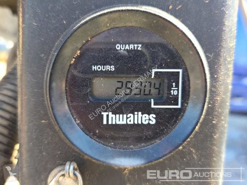 عربة قلابة Thwaites MACH 657