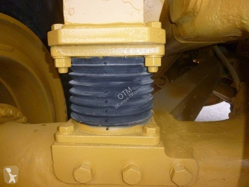 Tombereau Caterpillar 740B