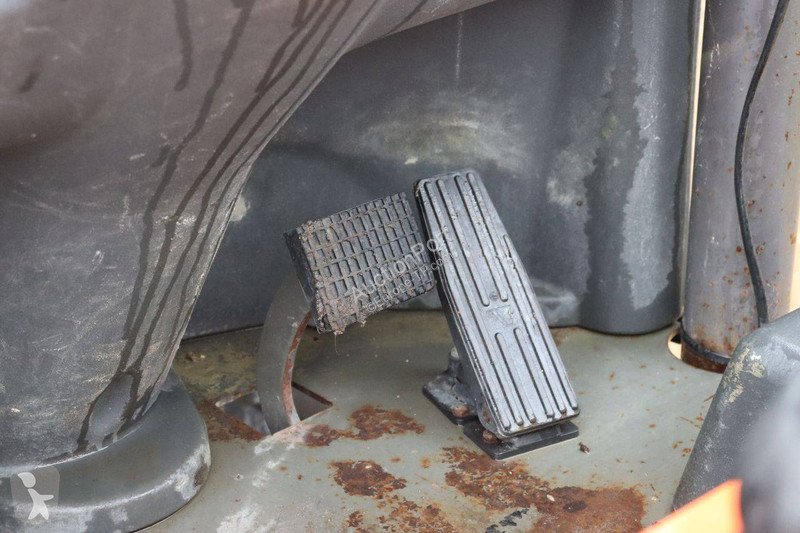 عربة قلابة Ausa D 150 AHG