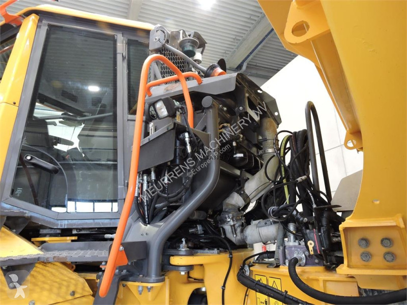 Dumper Volvo G Michelin Tyre