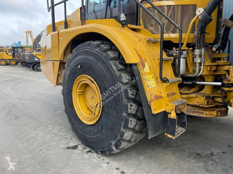 Sklápač Caterpillar 745 04A - New Tires