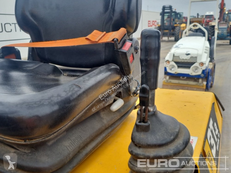 عربة قلابة JCB 3STH