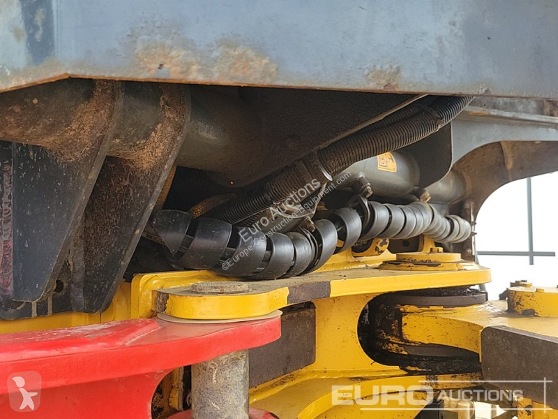 Basculantă Bell B30E