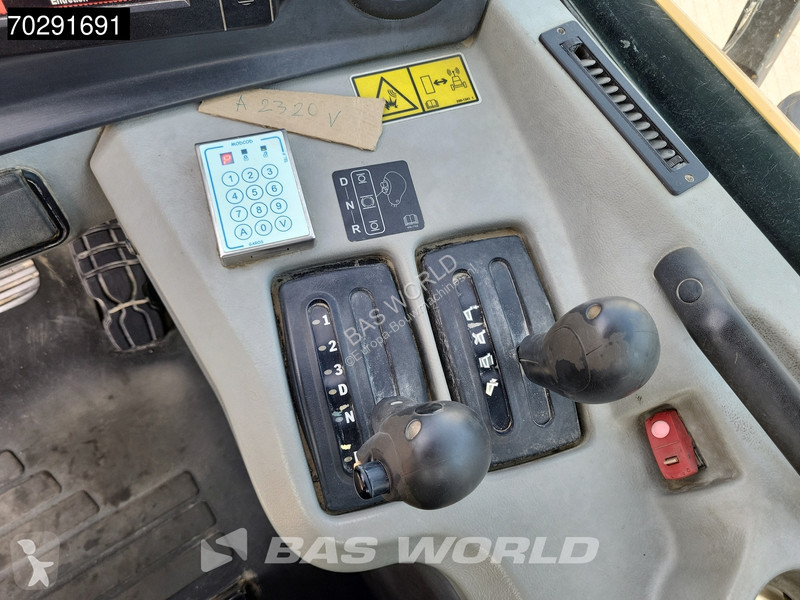 عربة قلابة Caterpillar C