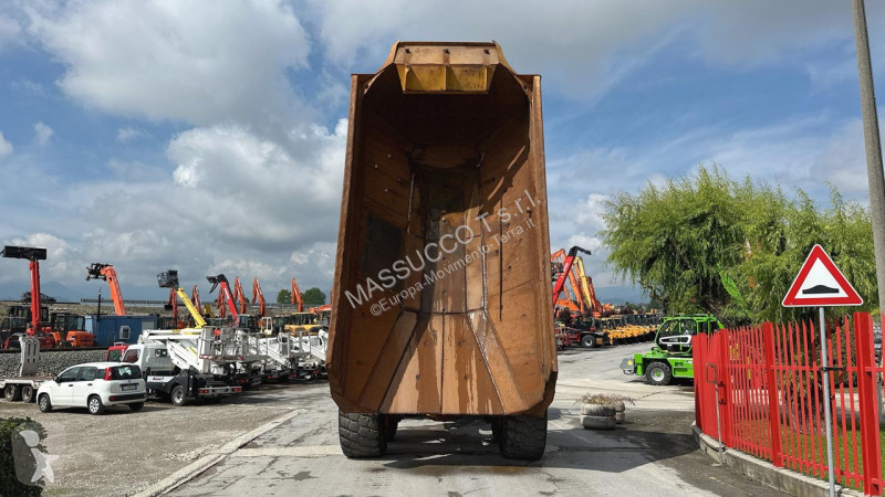 Sklápač Bell E 6x6