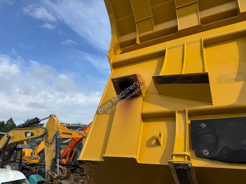 Tombereau Caterpillar G - Automatic Greasing /...