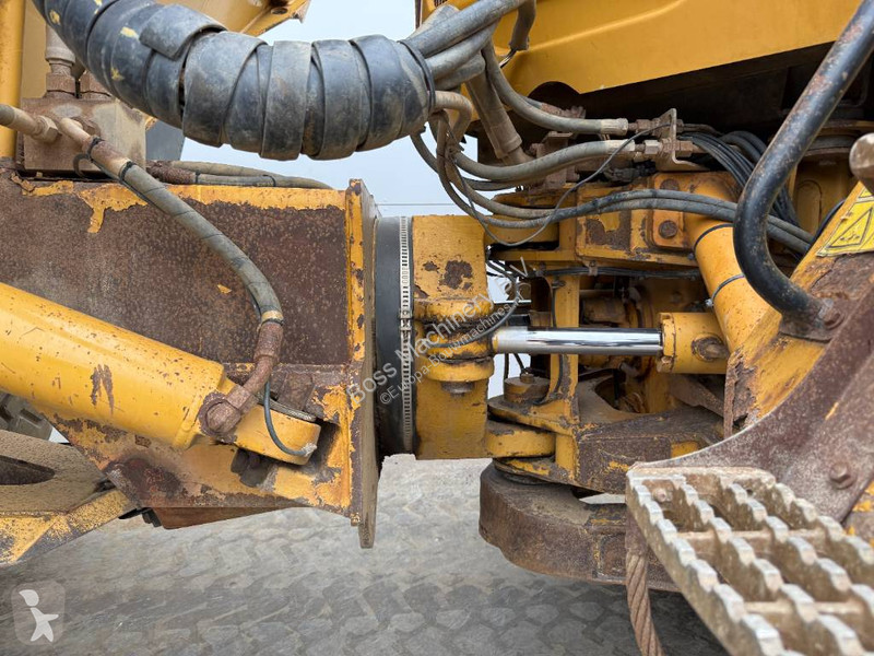 Sklápač Caterpillar - Automatic Greasing / Body...