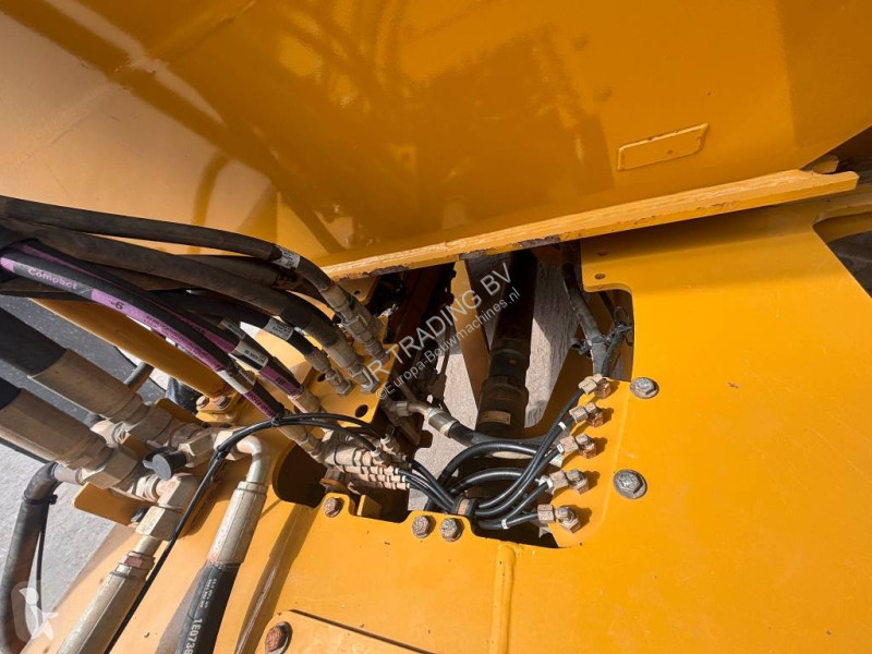 Tombereau Caterpillar 730