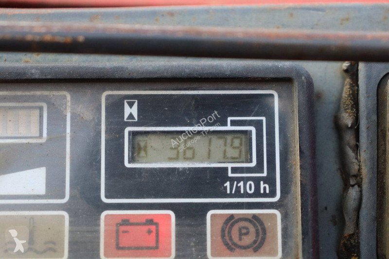 عربة قلابة Kubota
