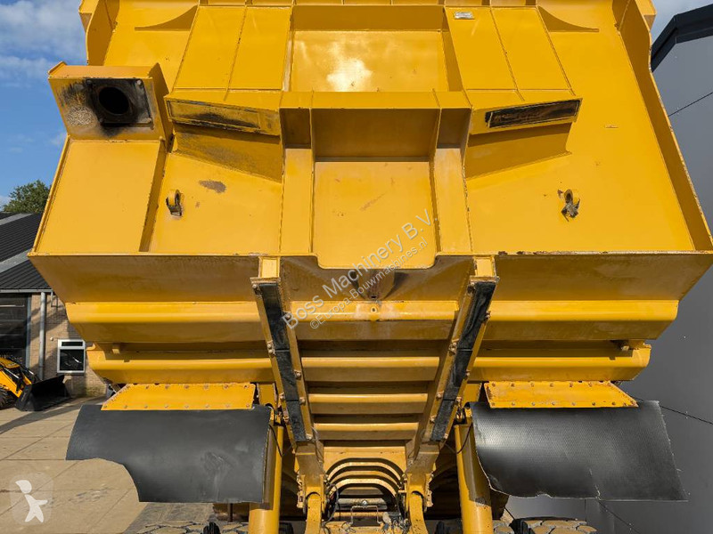 عربة قلابة Caterpillar - German Machine / Auto...