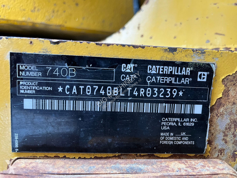 Dumper Caterpillar