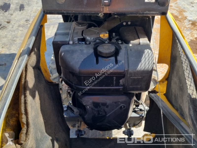 Basculantă JCB HTD-5