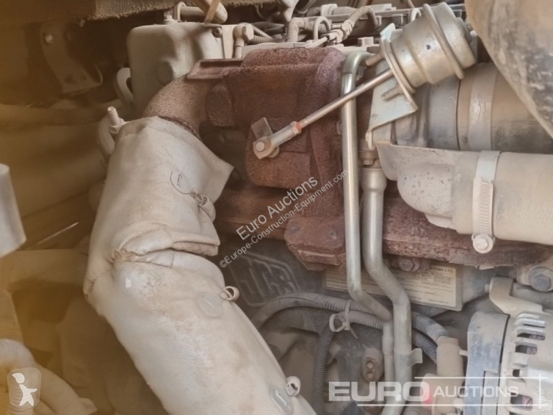 Sklápěčka JCB 6TFT