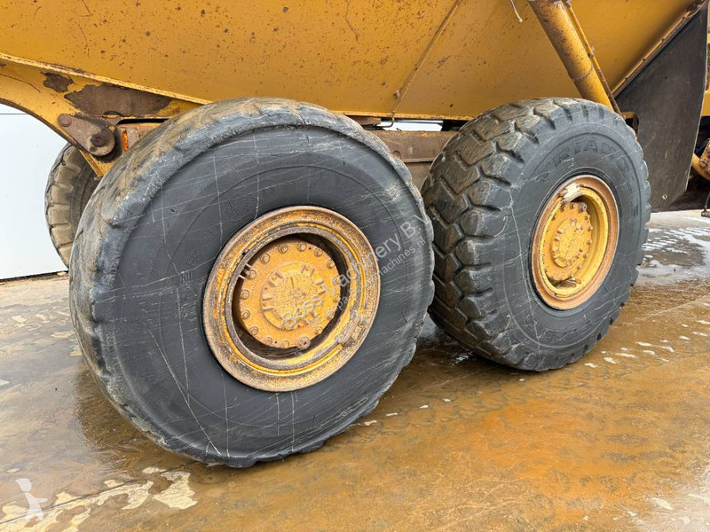 عربة قلابة Caterpillar - Body Heating / Backup...